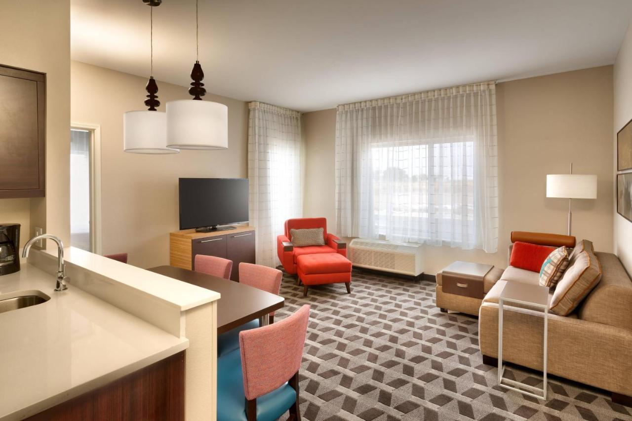 Towneplace Suites By Marriott Clovis Bagian luar foto